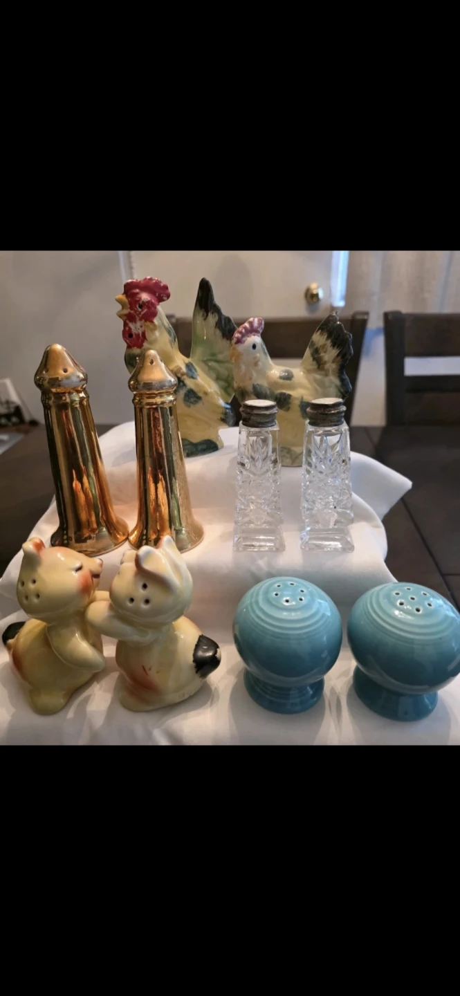 5 sets Vintage Salt & Peppers