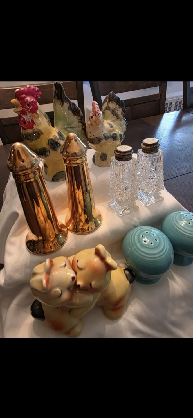 5 sets Vintage Salt & Peppers - photo 2