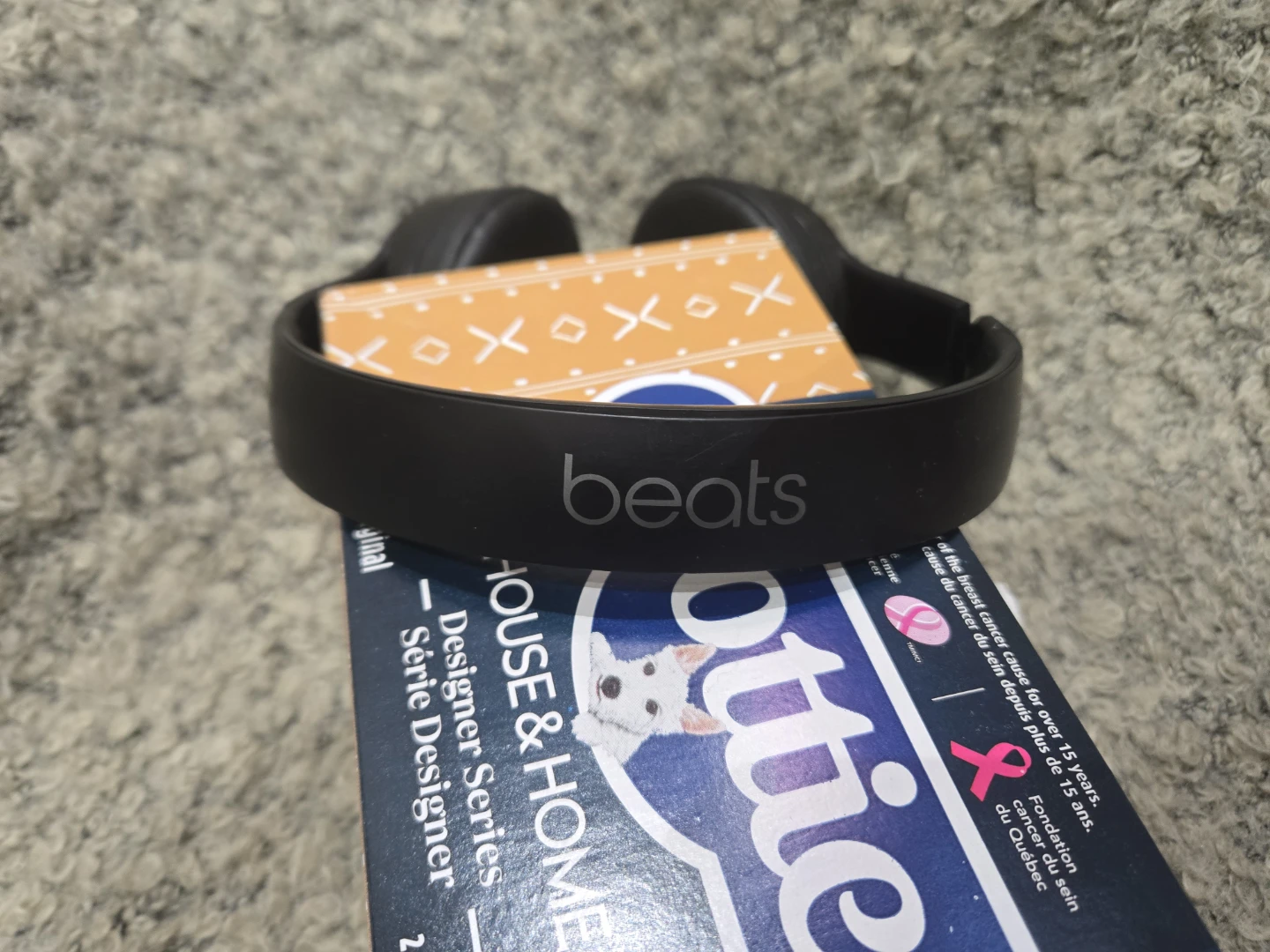 Black Beats Solo3 Wireless On-Ear Headphones - photo 2