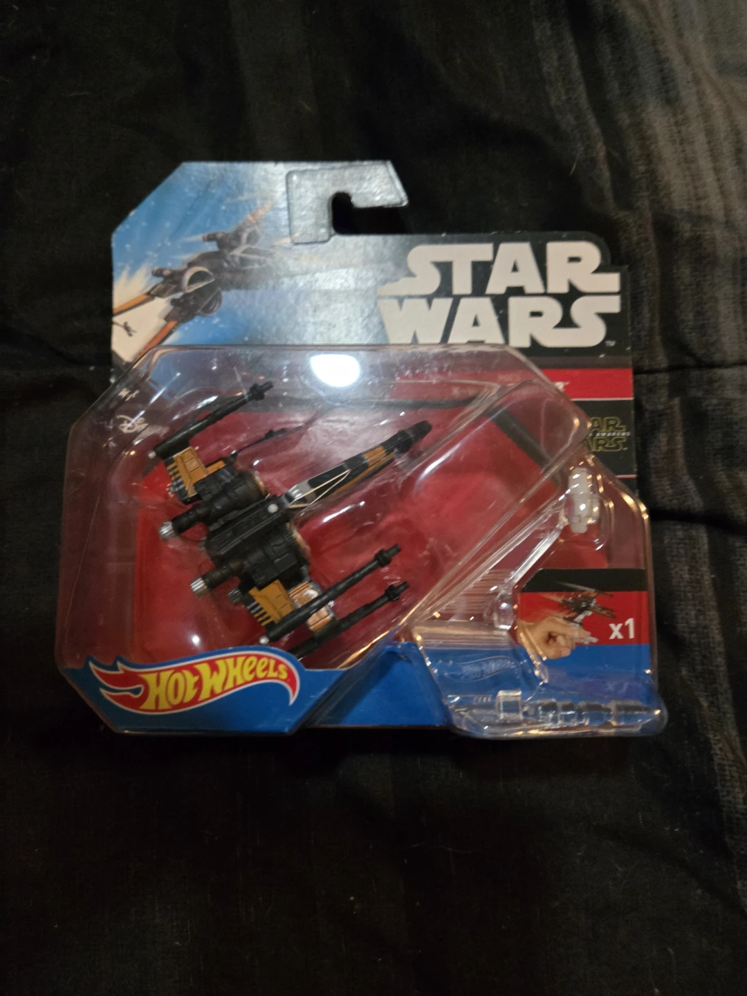 Hot Wheels Star Wars Kylo Ren's Command Shuttle Die-Cast Vehicle - photo 3