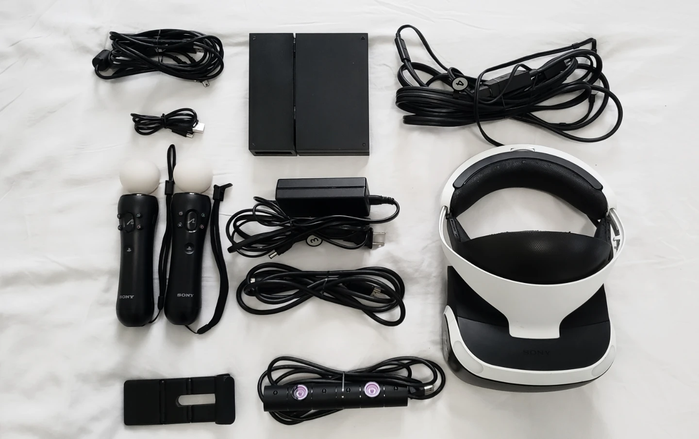 Sony PS4 Pro 1TB +VR Bundle +Games - photo 2