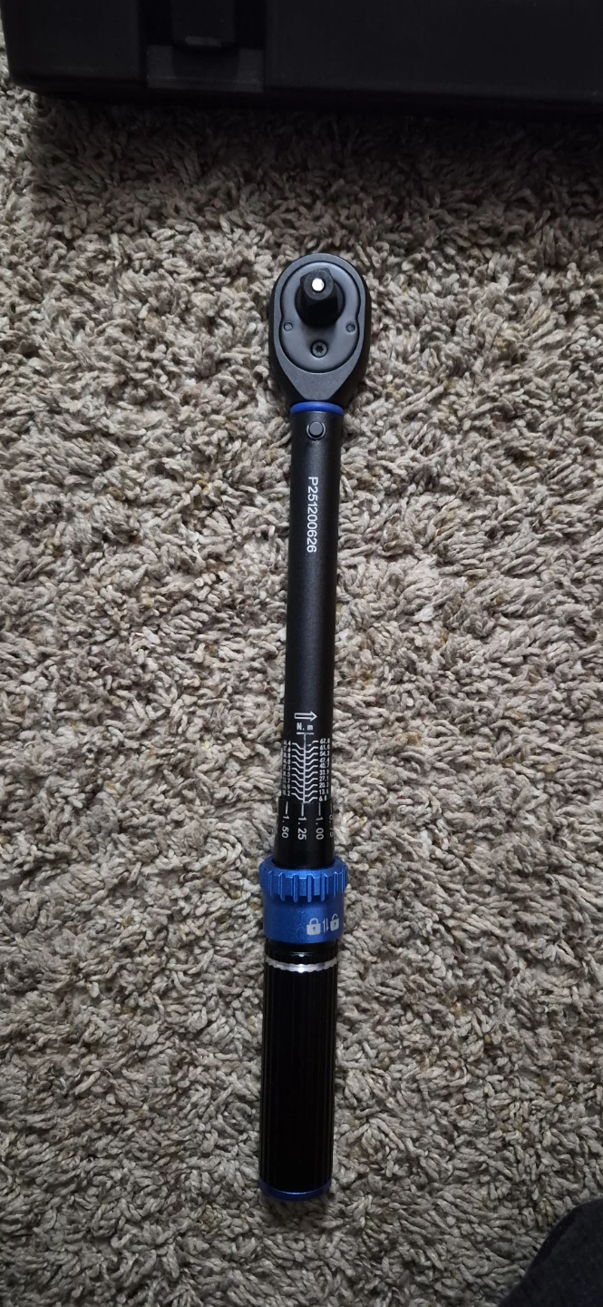 FUGERS Torque Wrench with Case - photo 2