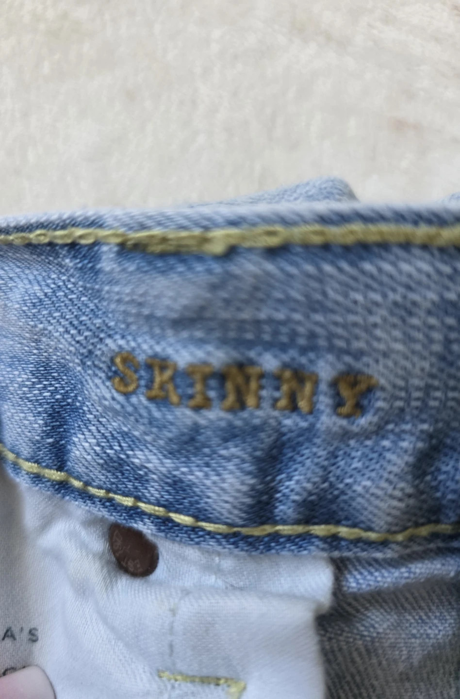 American Eagle Outfitters Skinny Jeans Light Wash Ripped - photo 4