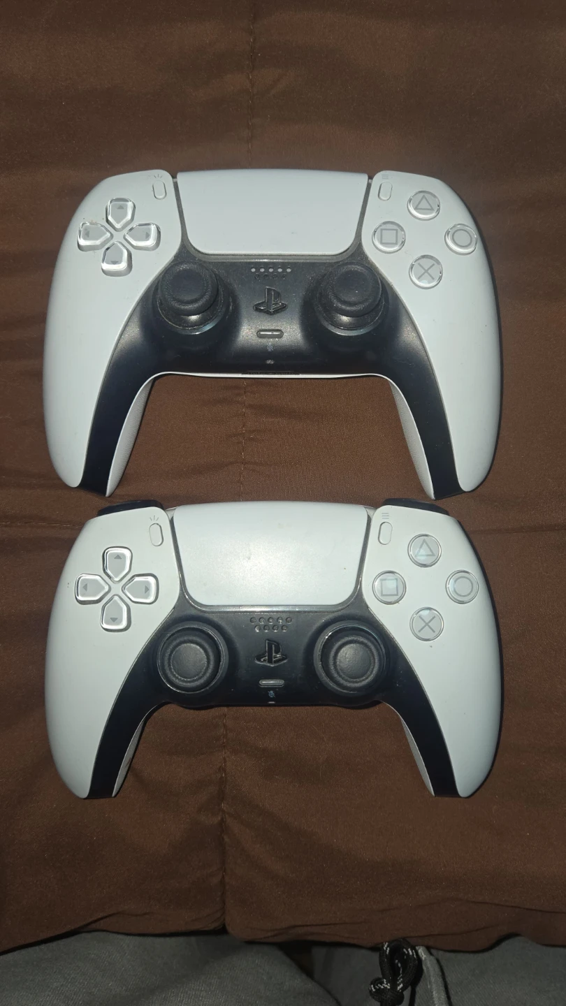 Sony PlayStation 5 DualSense Wireless Controllers (2-Pack) - photo 2