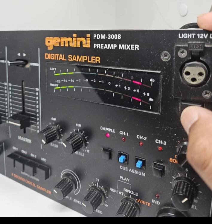 Gemini PDM-3008 Preamp Mixer Digital Sampler