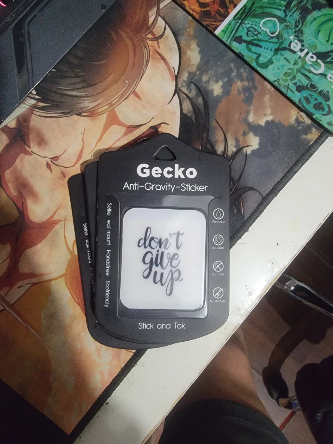 Gecko Anti-Gravity Sticker