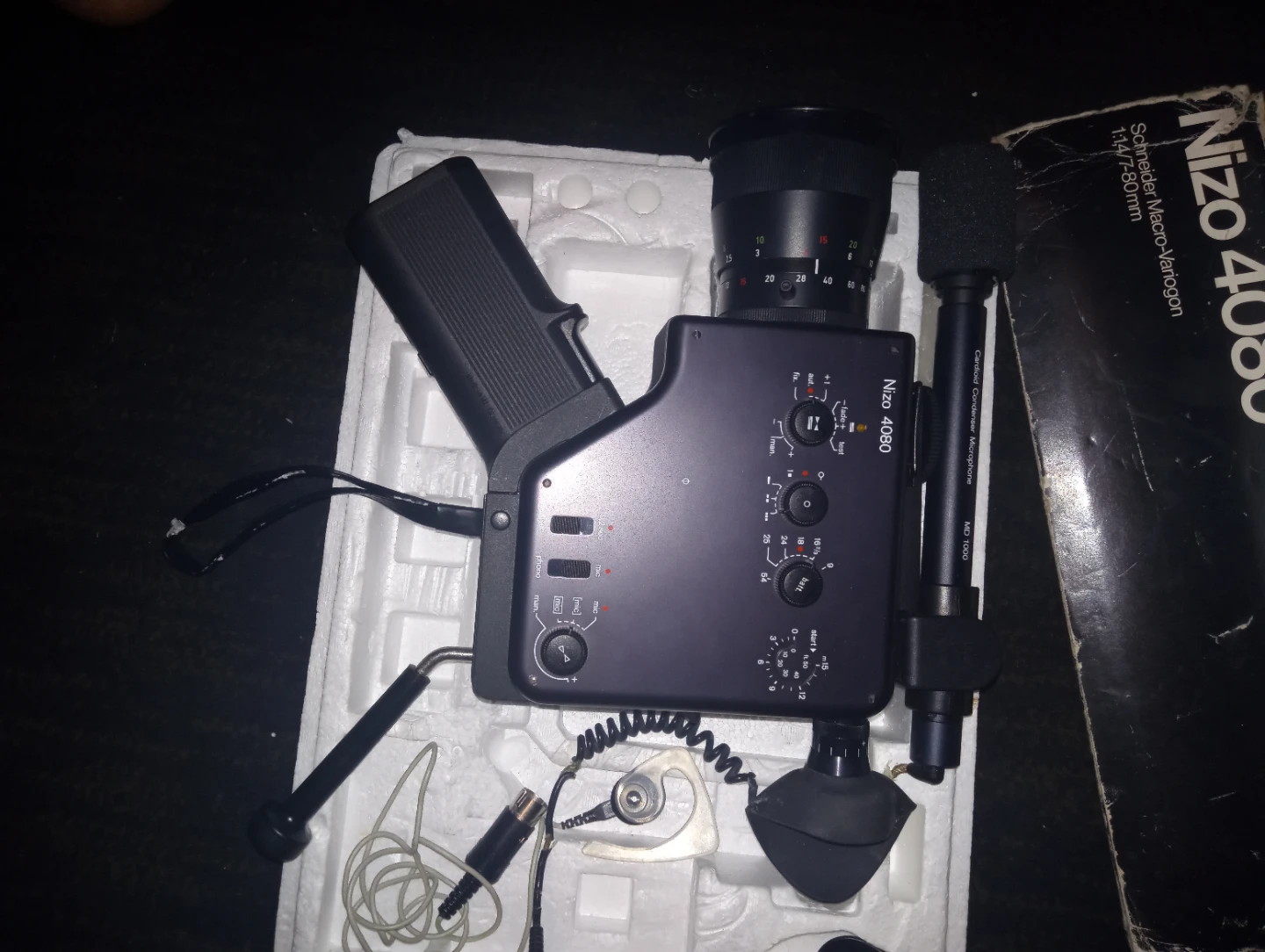 Braun Nizo 4080 Super 8 Camera - photo 3