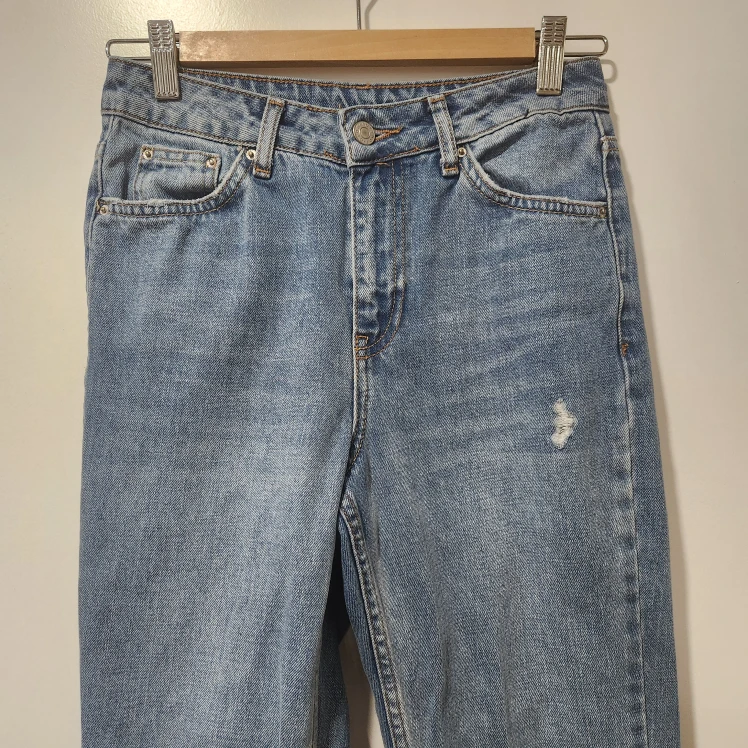 Top Shop Light Wash Mom Jeans Size 26 - photo 2