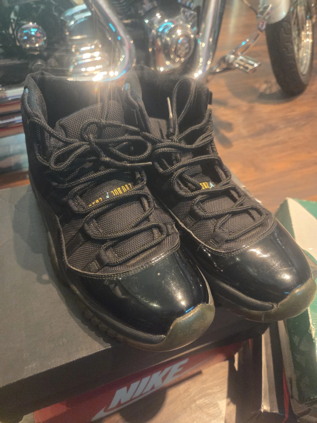 Air Jordan 11 Retro "Space Jam" Black/White
