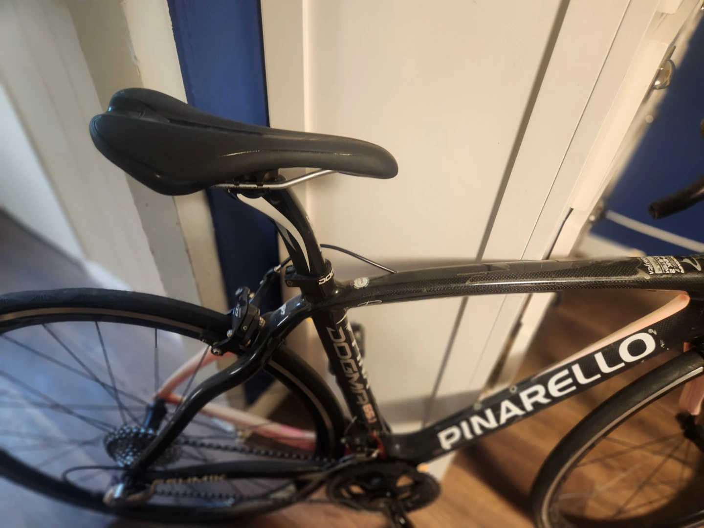 Pinarello Dogma think 2 road bike giro d’italia edition - photo 4