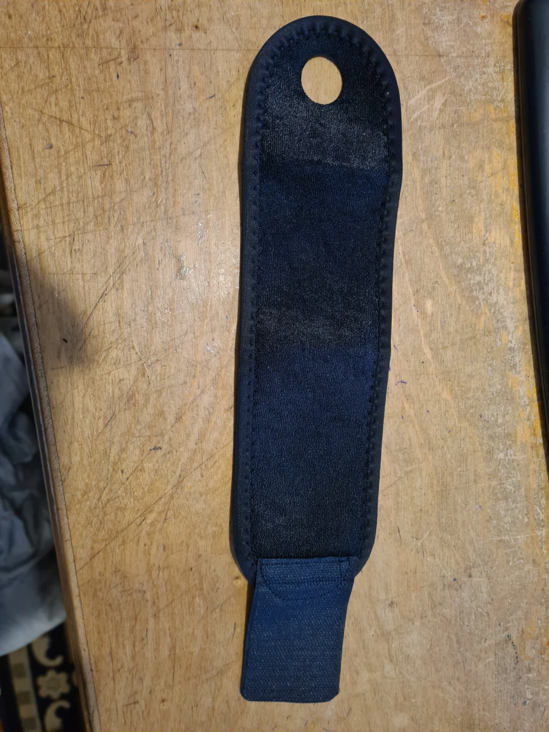 Adjustable Wrist Wrap Band for Men And Women