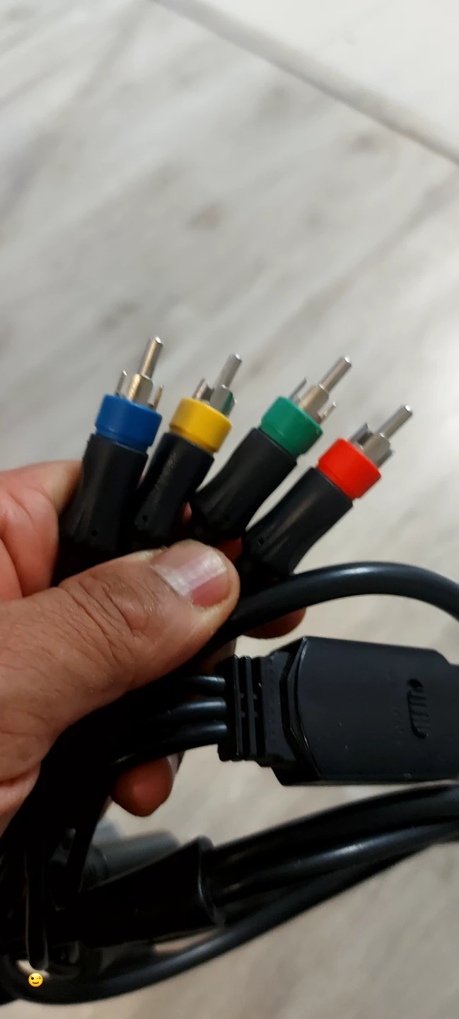 Composite AV Cable with Switch