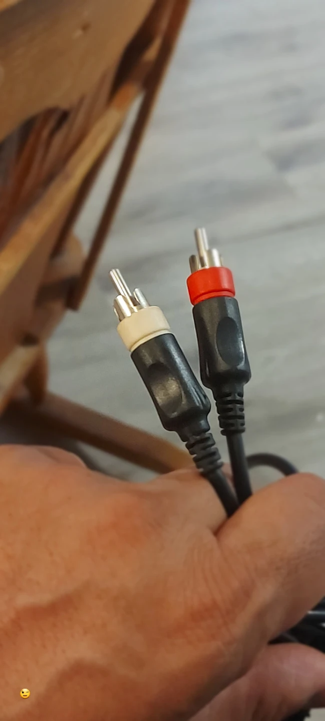 Composite AV Cable with Switch - photo 2