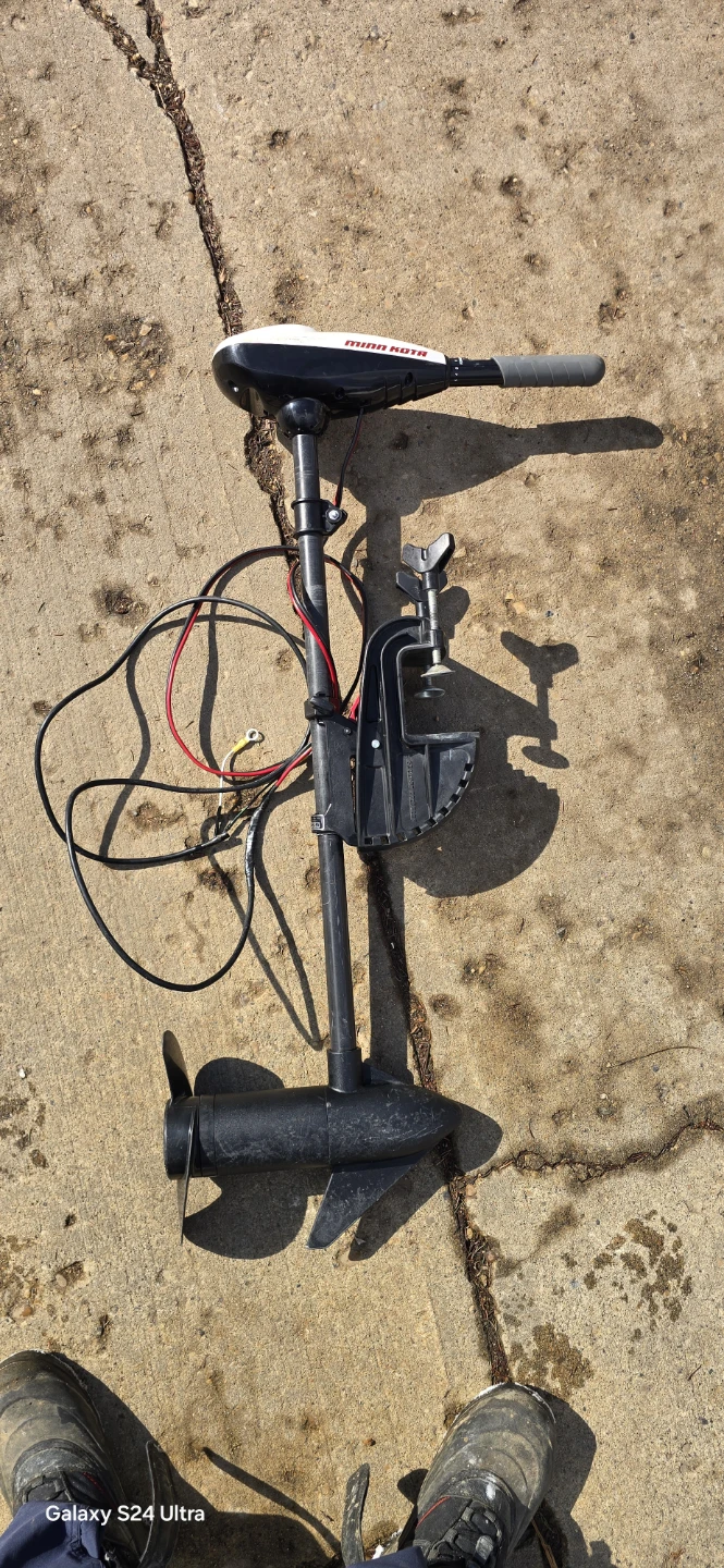 Minn Kota Endura 30 Trolling Motor + Battery + Anchor - photo 3