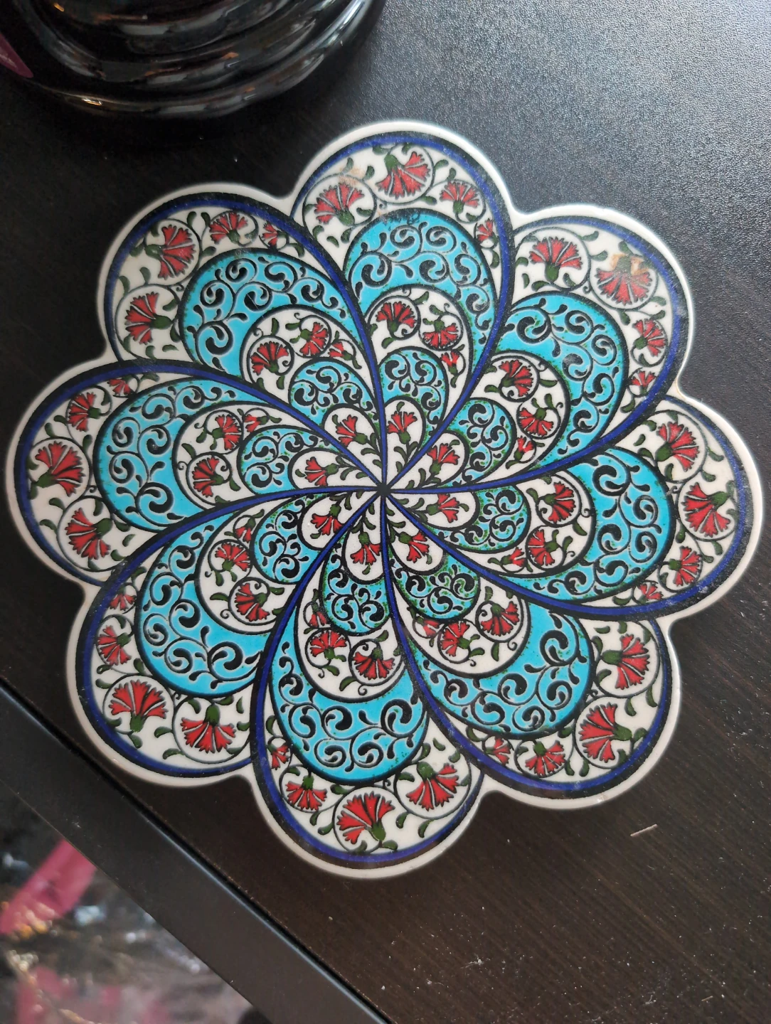 Decorative Ceramic Coaster with Floral Pattern