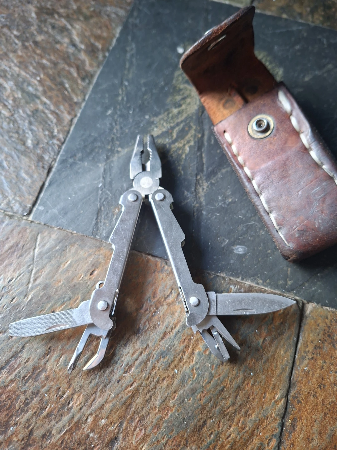 Multitool with Leather Sheath