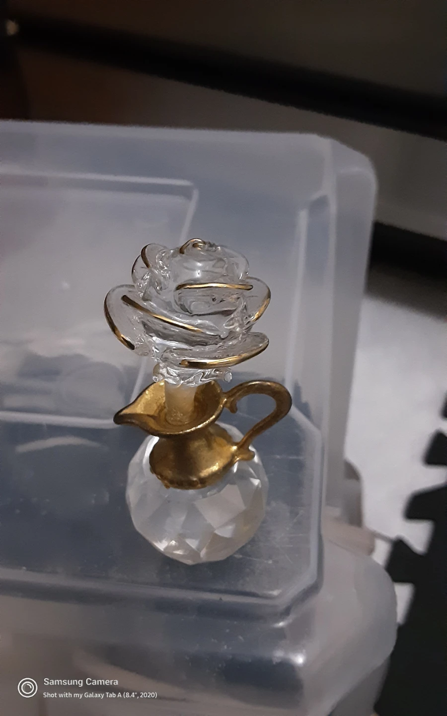 Crystal Rose  in  small  vase. - photo 2