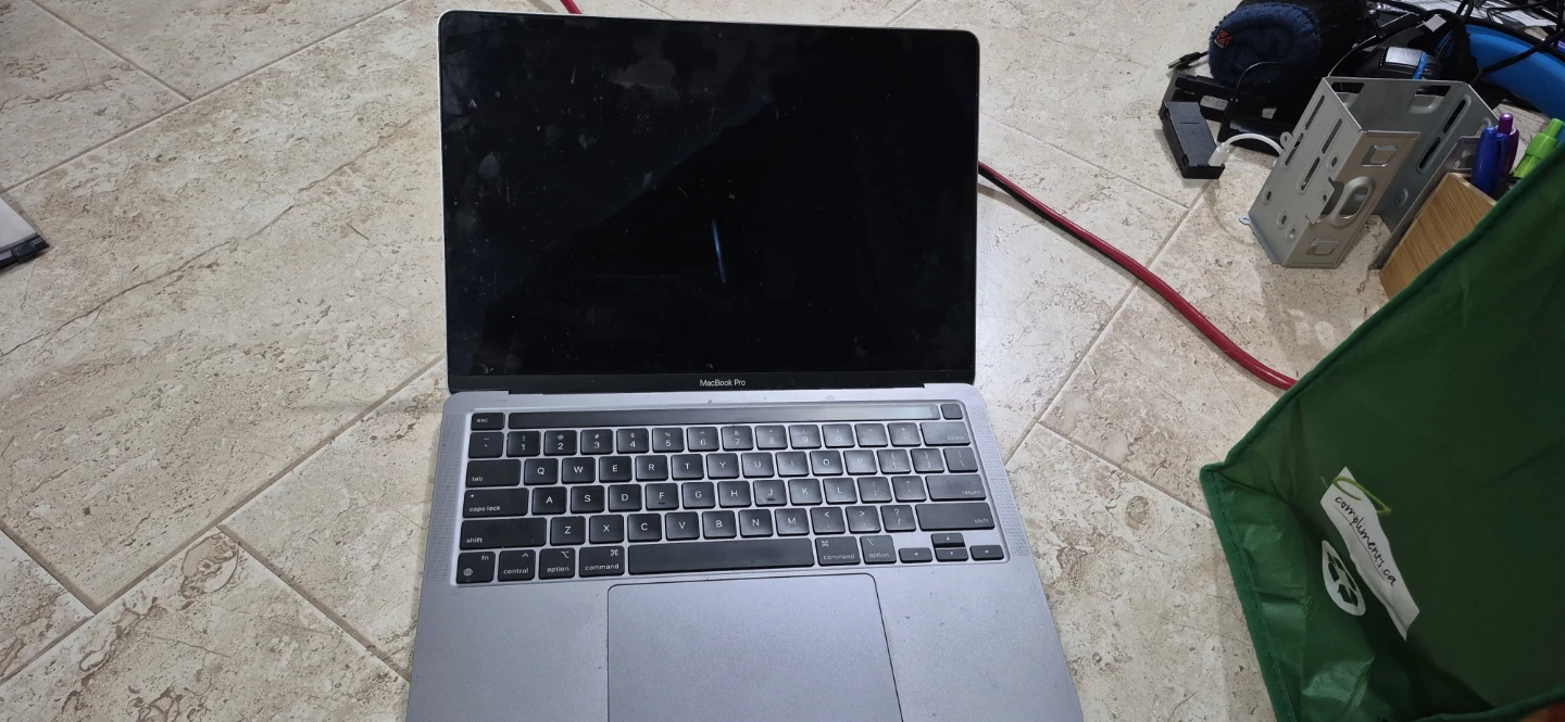 Apple MacBook Pro 13-inch NOT FULLY FUNCTIONAL