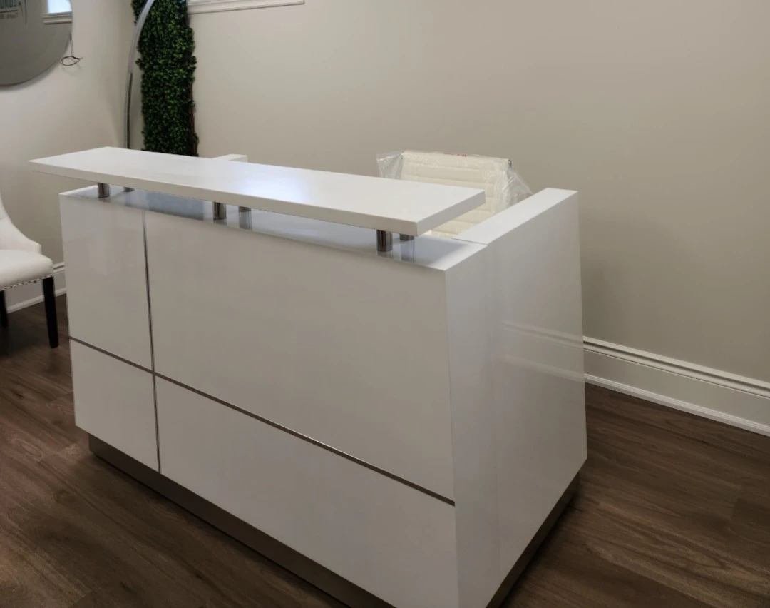 Modern White Reception Desk - photo 2
