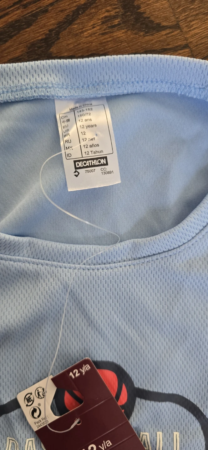 NEW Decathlon Kids Basketball Jersey - Size 12Y - photo 2