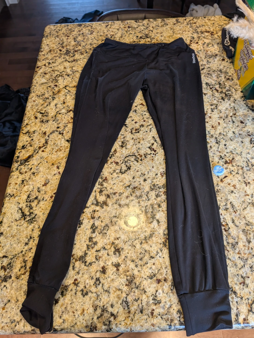 Reebok Black Athletic Pants and Long Sleeve Top Set