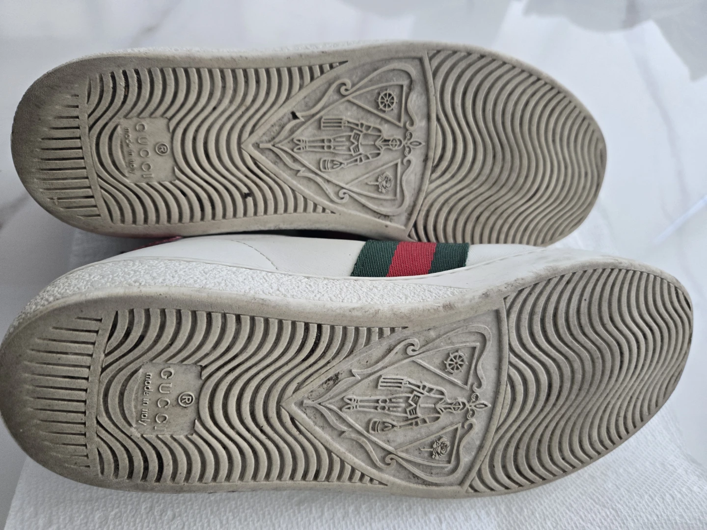 Gucci Ace Embroidered Sneakers women size 8.5 - photo 3