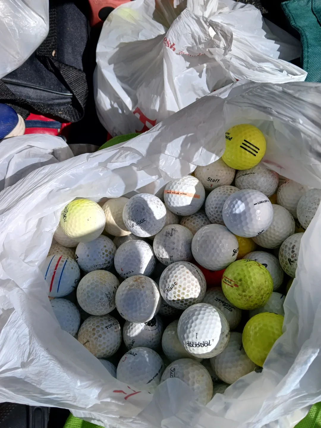 100 Hit away Golf Balls.
