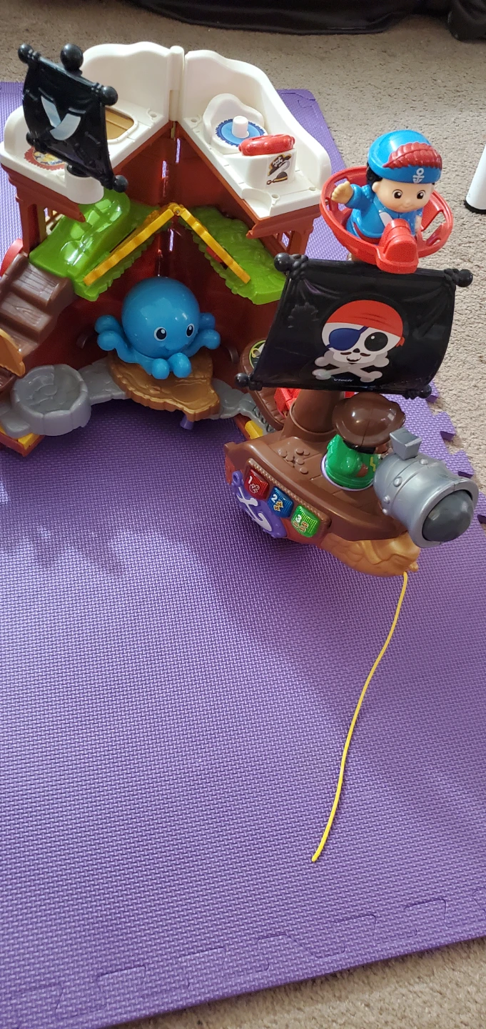 Fisher-Price Little People Pirate Ship Playset - photo 2