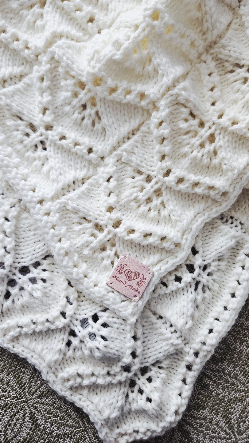 Handmade Knitted Baby Blanket and Hat Set - Cream