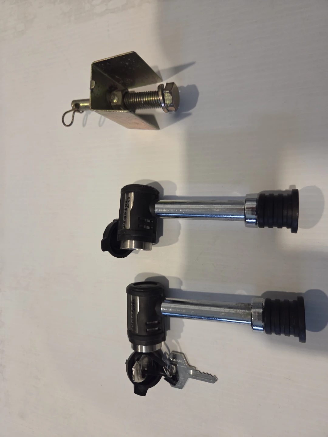 CURT Basket Folding Trailer Hitch Cargo Carrier, 500 LBS Capacit - photo 5