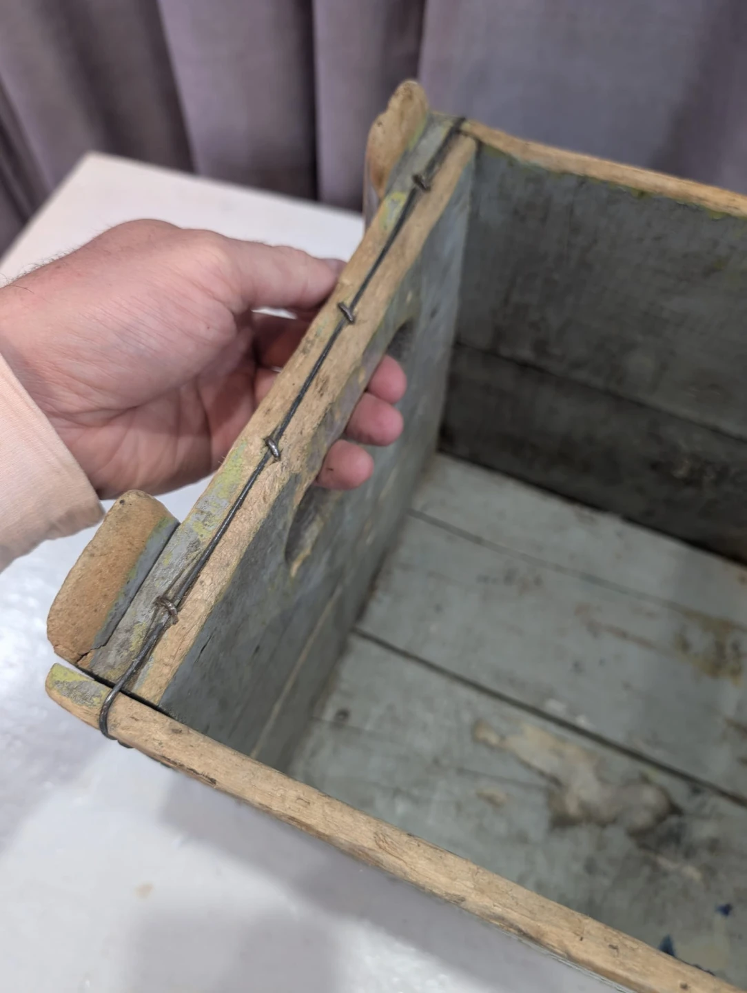 Beautiful Vintage Wooden Crate - photo 5