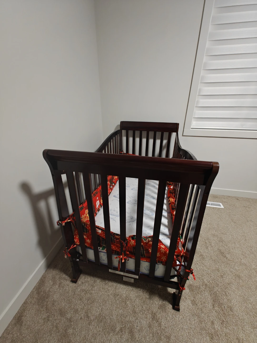 Wooden baby Crib - photo 2