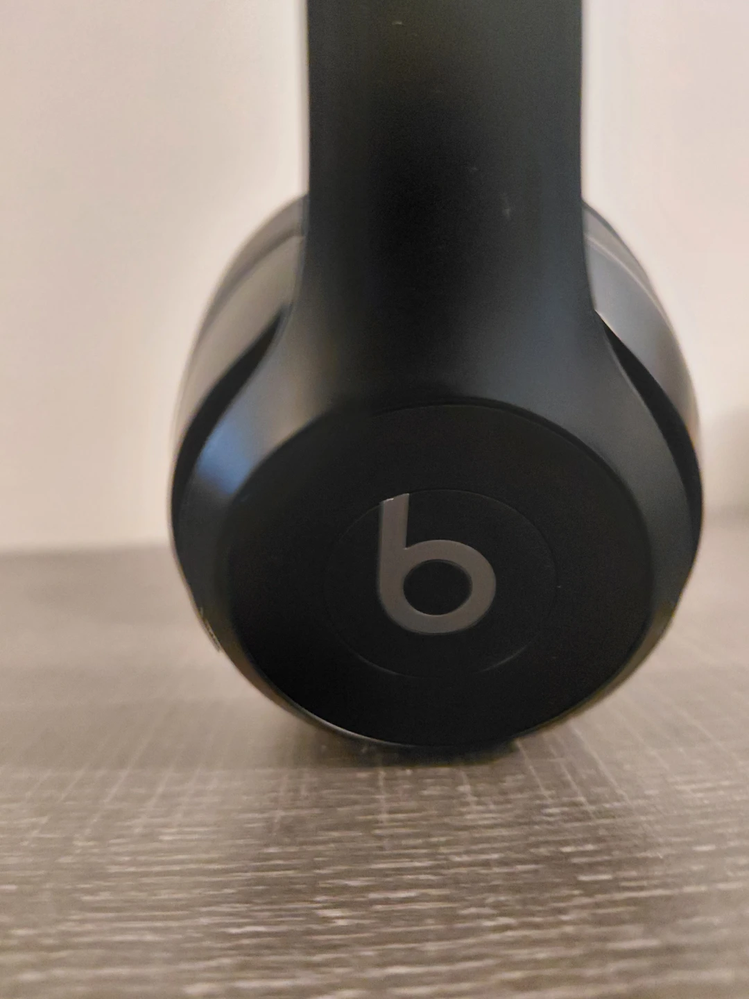 Beats Solo 4 Wireless Headphones - Black - photo 2