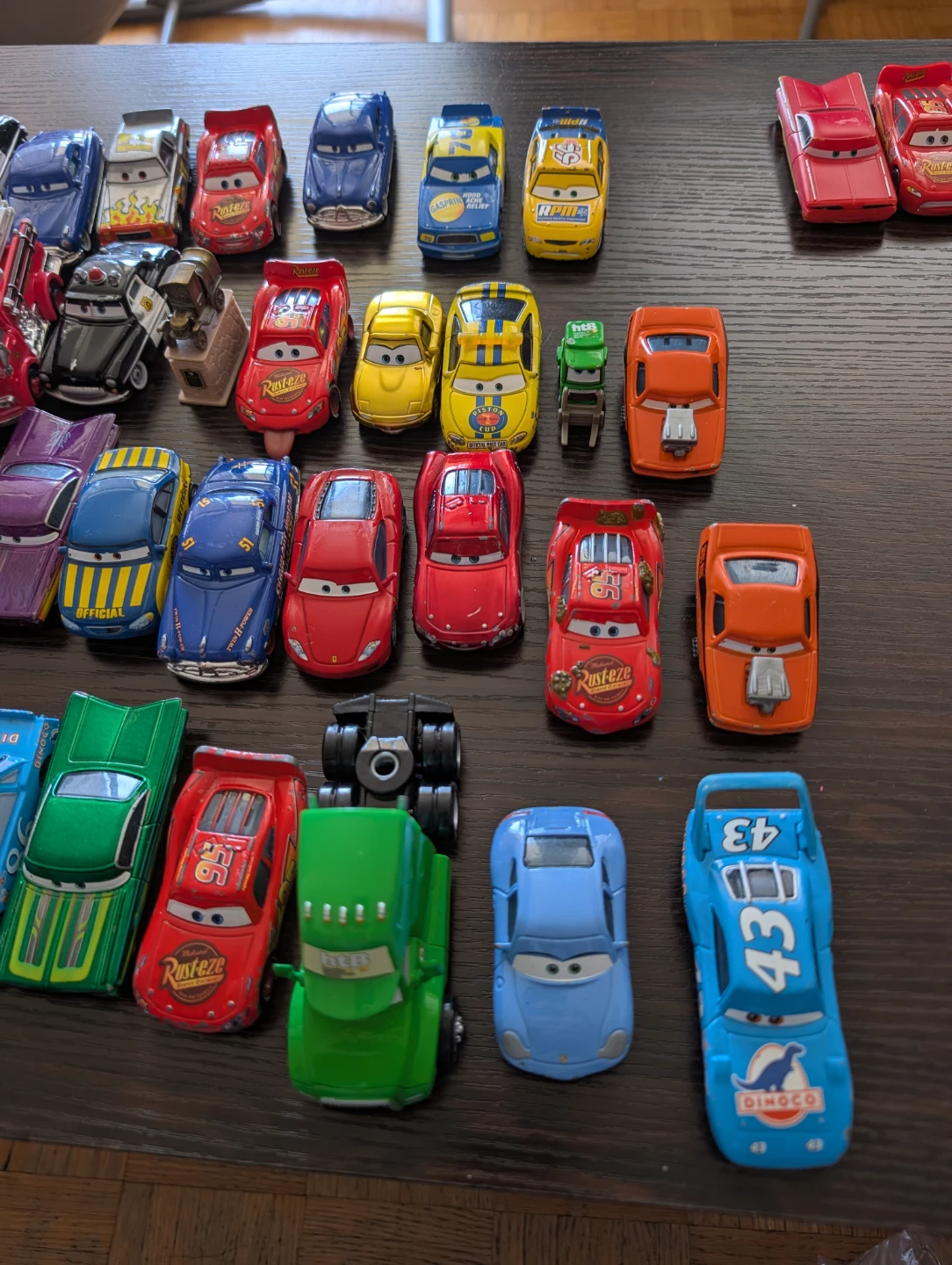 Disney Pixar Cars Diecast Lot 60+ Lightning McQueen Mater Bundle - photo 2