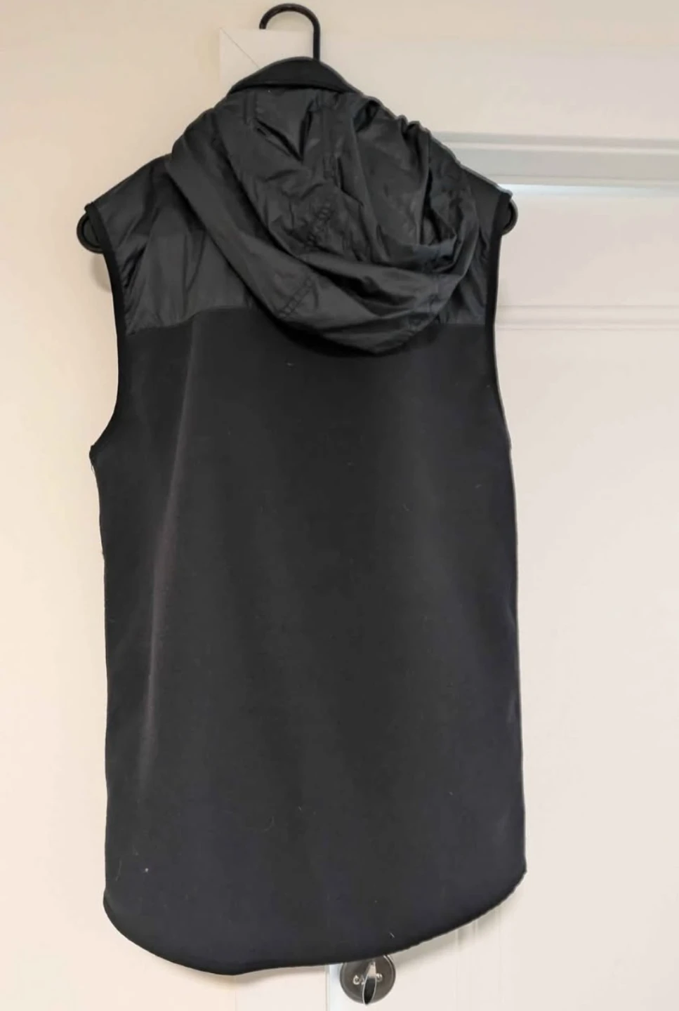 Nike Sleeveless Puffer Vest Hooded Black Size S - photo 2