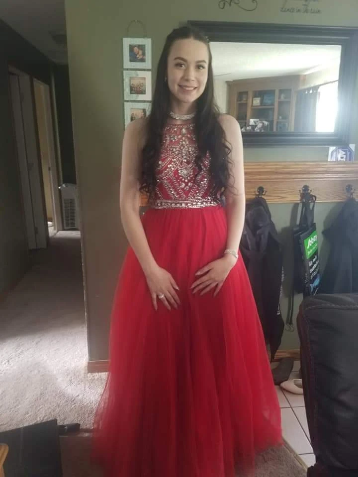 Red Beaded Embellished Tulle Gown - photo 3