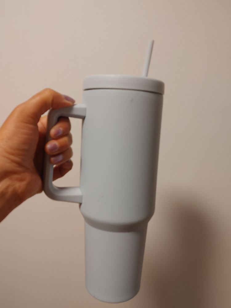 Large Tumbler with Handle and Straw