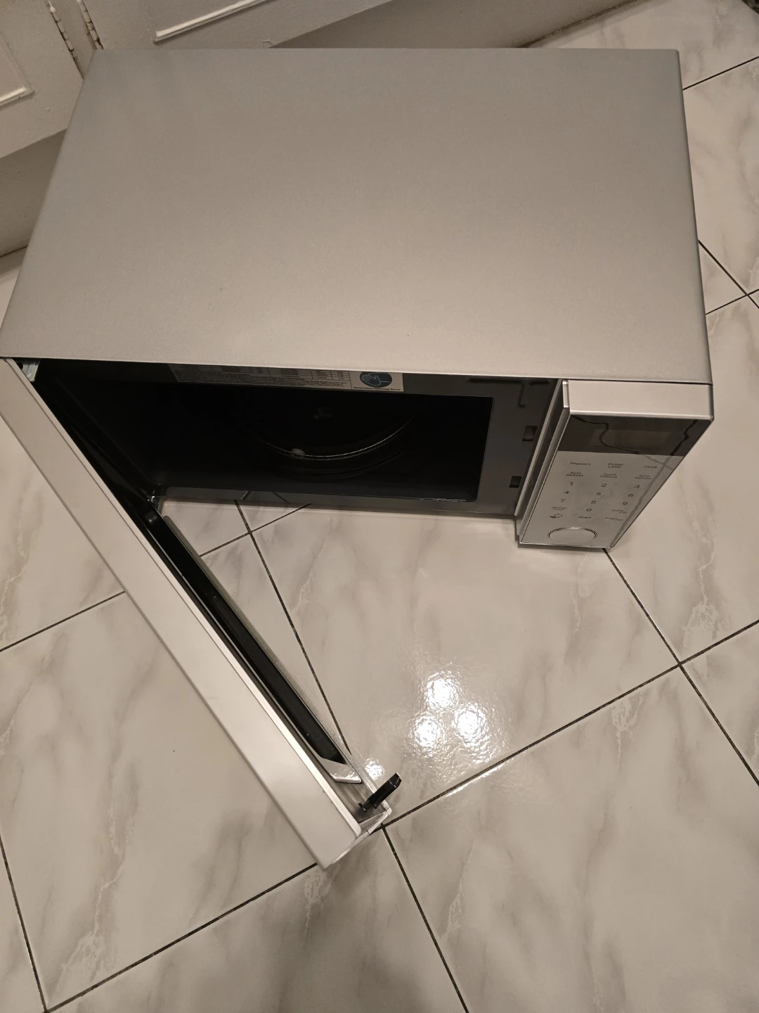 Danby Microwave Oven - photo 5