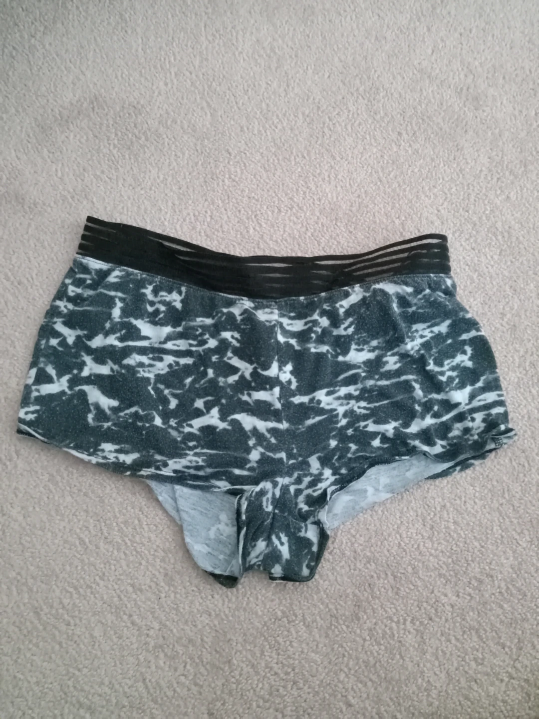 La Senza Sleep Shorts Size S/P - photo 2