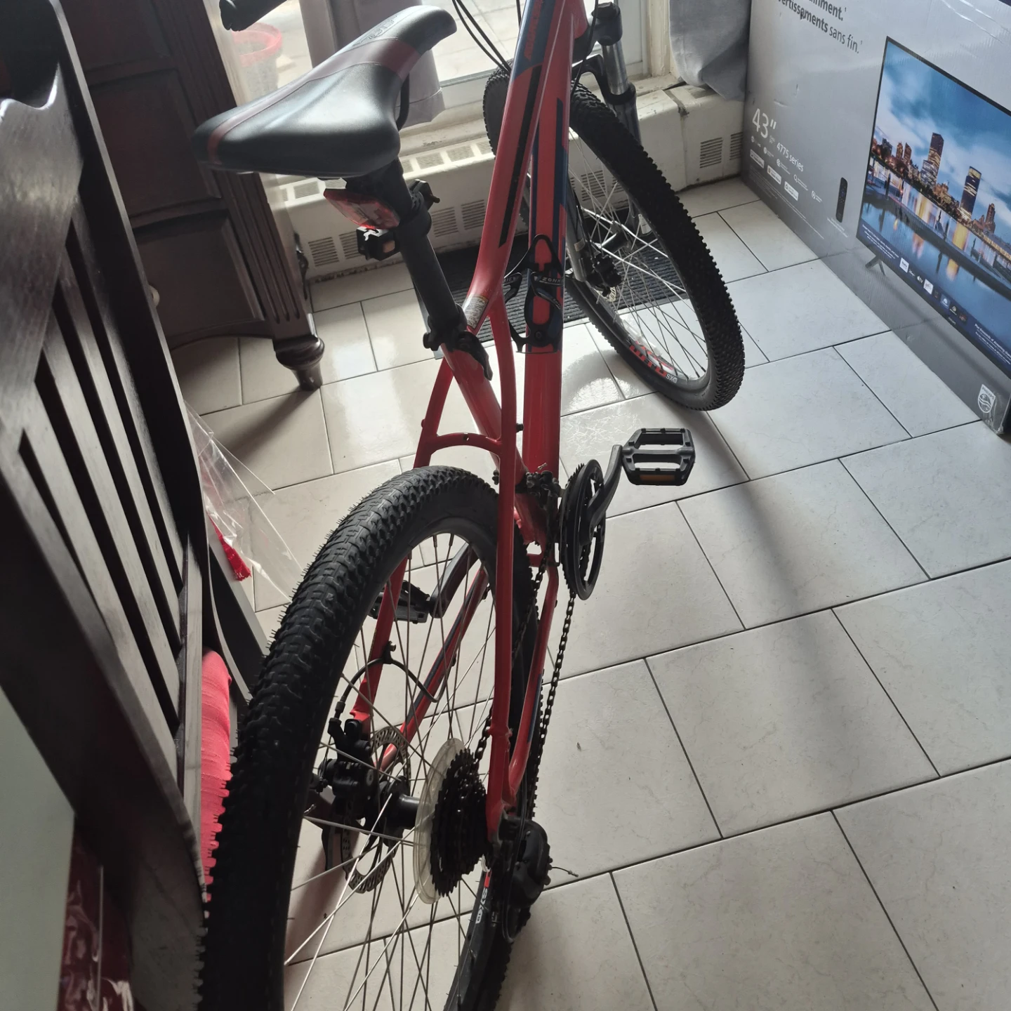 GT Avalanche Comp Mountain Bike - photo 3