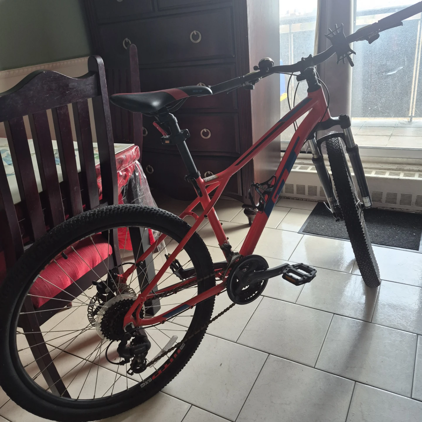 GT Avalanche Comp Mountain Bike - photo 4