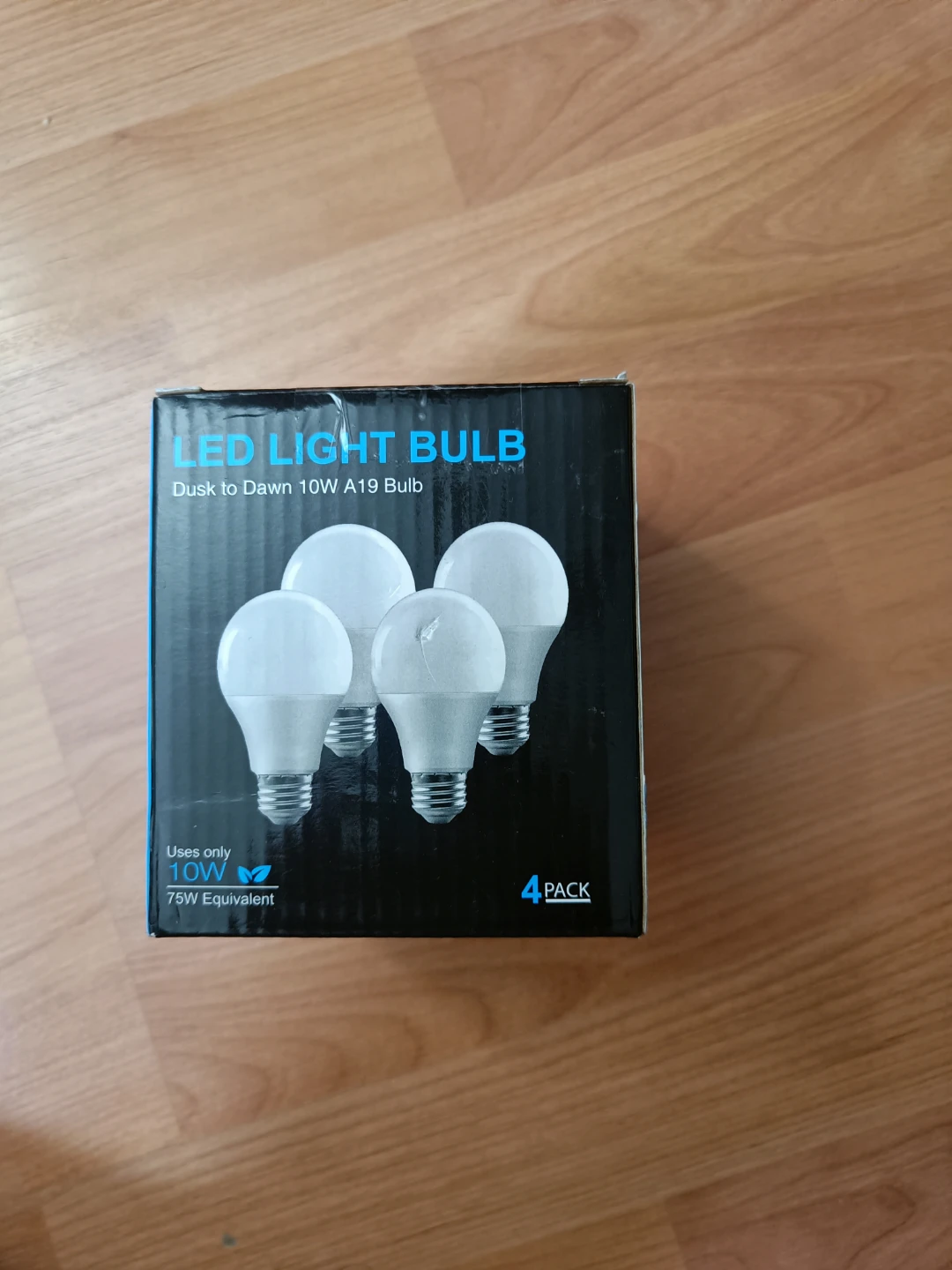 Dusk to Dawn LED Light Bulbs - 4 Pack