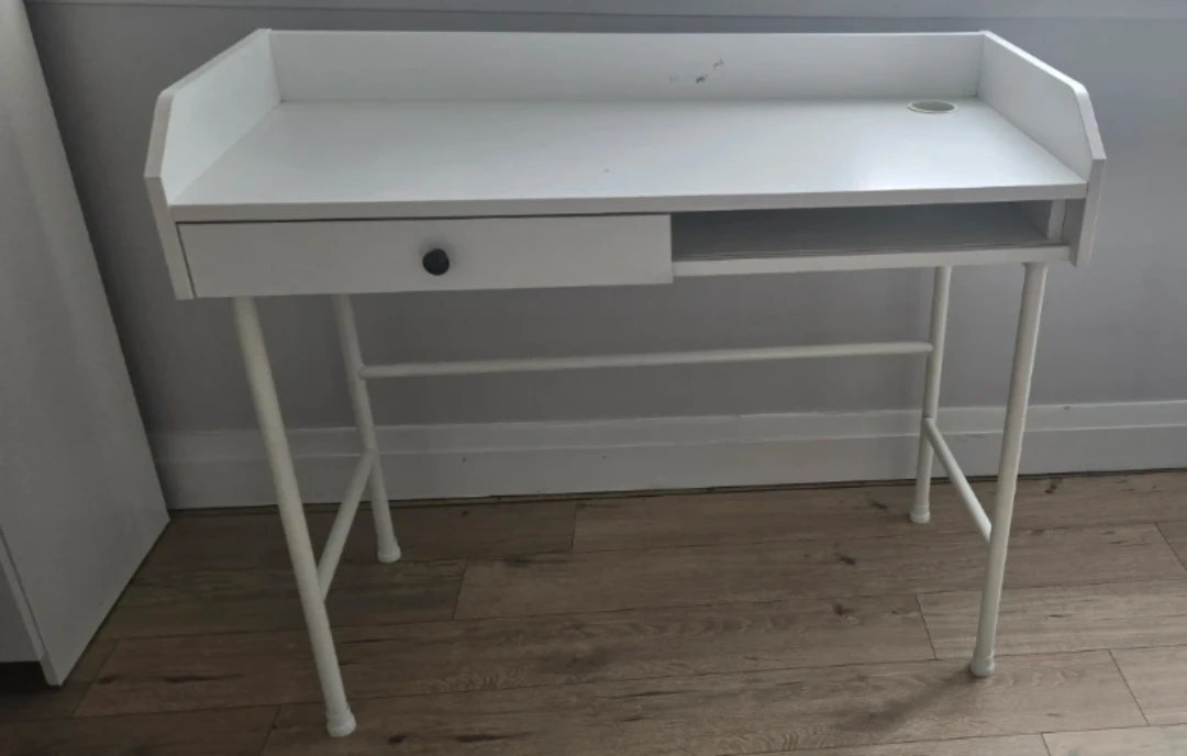 White Kids Desk with Drawer - photo 2