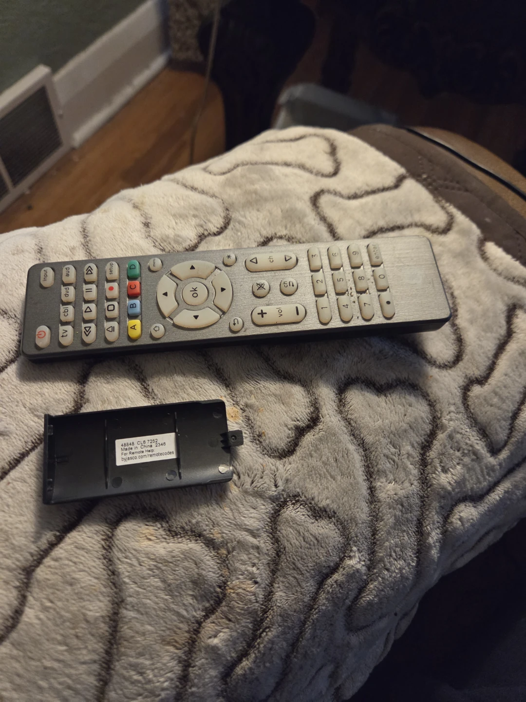GE Universal Remote Control (TV/CBL/DVD/AUD)