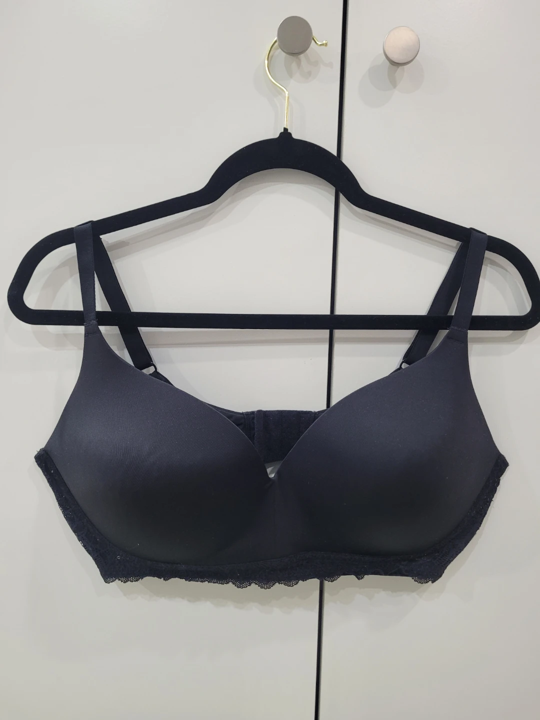WonderBra Black  38/85D