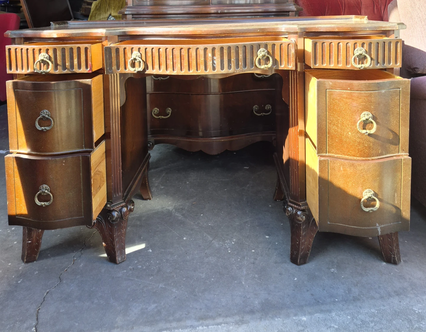 Vintage Vanity Desk with Mirror - photo 4