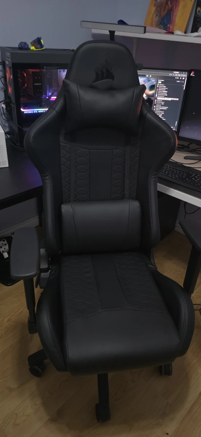 Black Gaming Chair