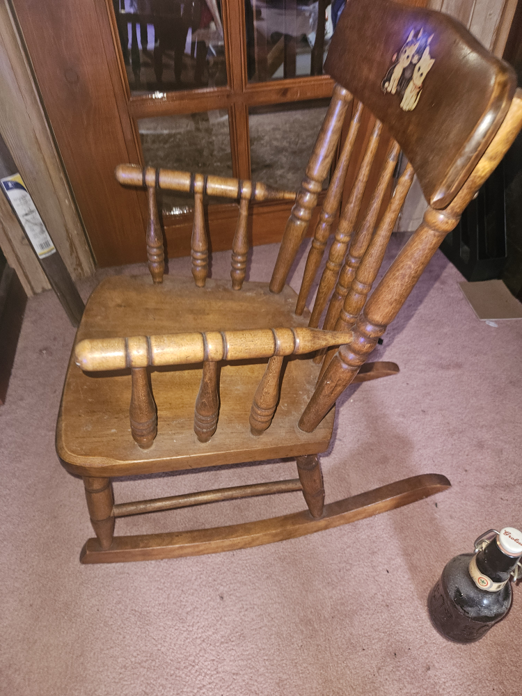 Vintage Childs Wooden Rocking Chair with Kittens Decal - photo 2