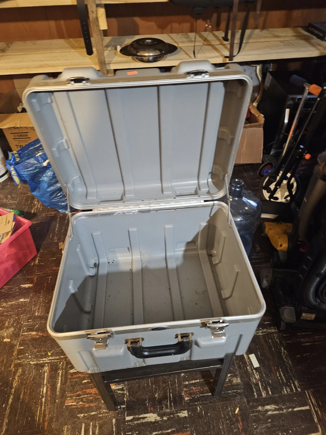 Grey Hard Case with Handle - photo 4