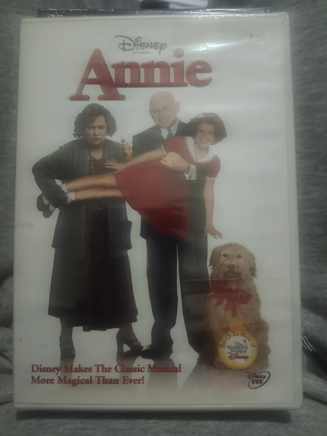 Disney Presents Annie DVD